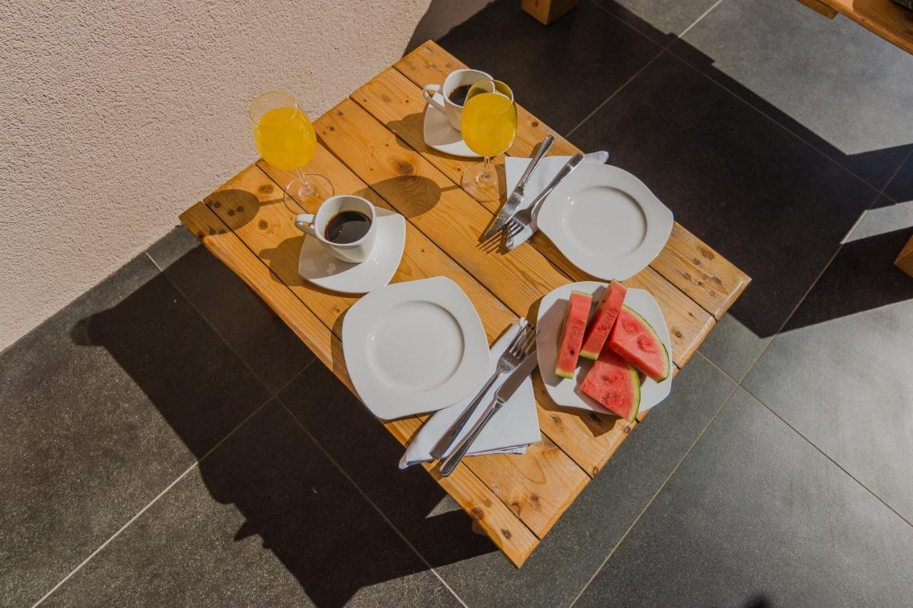 Lovely Apartment M&K In Peaceful Area - Zadar Exterior photo